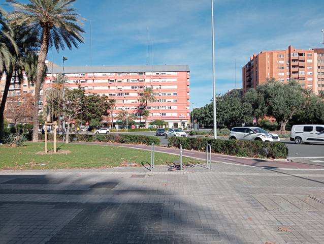 Local comercial en Alquiler en Carrer del Doctor Manuel Candela, 58 en Ciutat Jardí