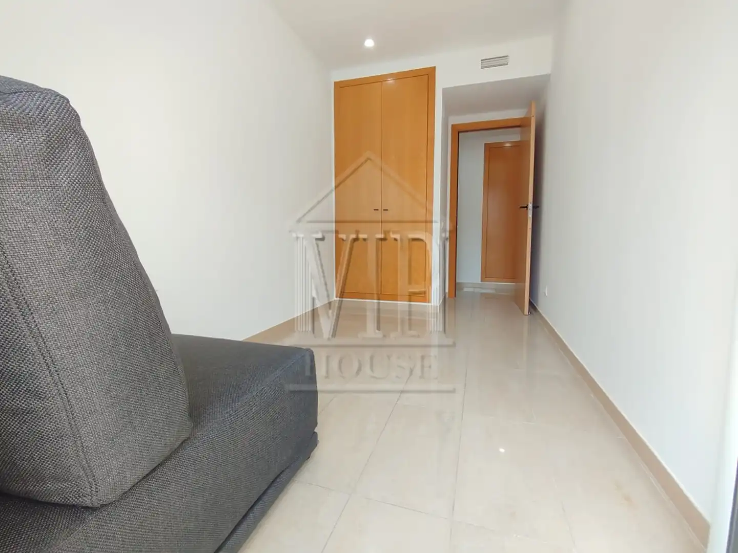 Bedroom of Flat for sale in Badalona  with Air Conditioner, Heating and Furnished