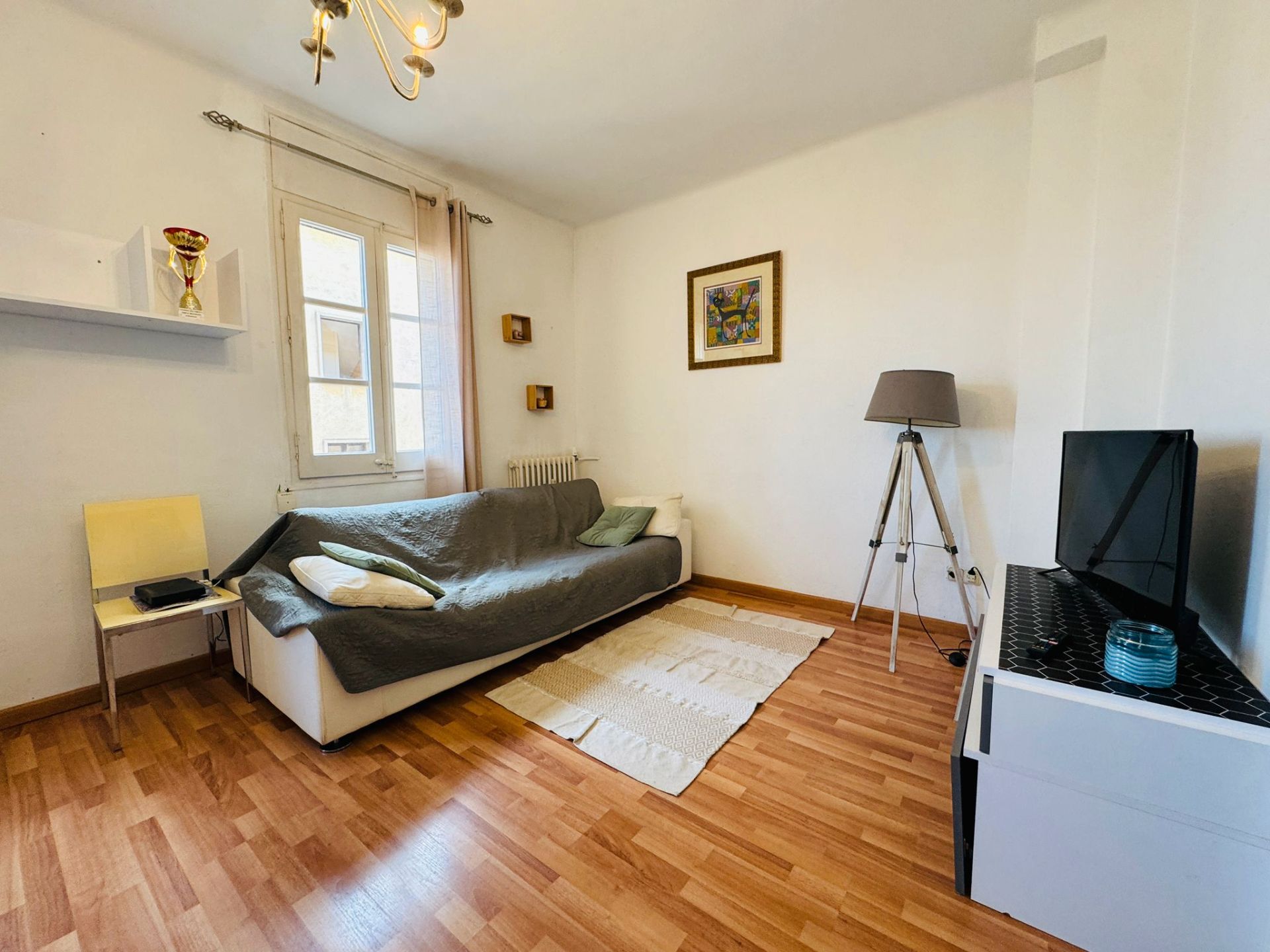 Living room of Flat for sale in Figueres  with Heating and Parquet flooring