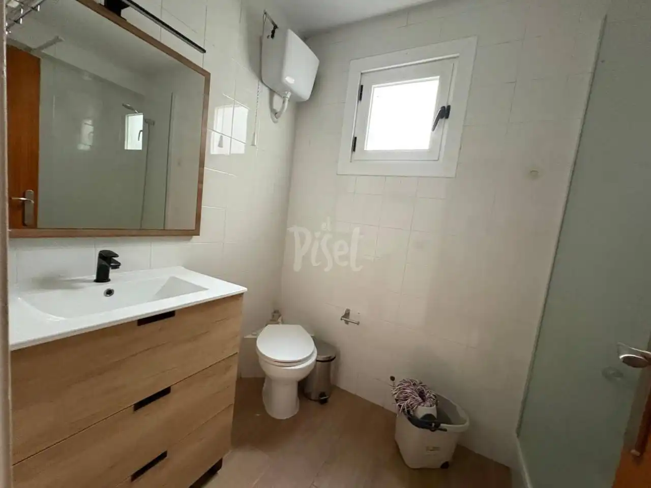 Bathroom of Flat for sale in Tarragona  with Heating, Storage room and Furnished