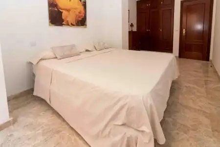 Habitación de Apartamento en venta en Badajoz con Aire acondicionado, Calefacción y Trastero