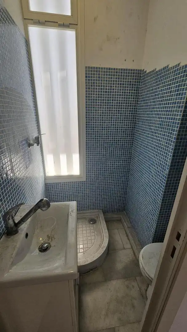 Baño de Piso en venta en Sevilla con Aire acondicionado