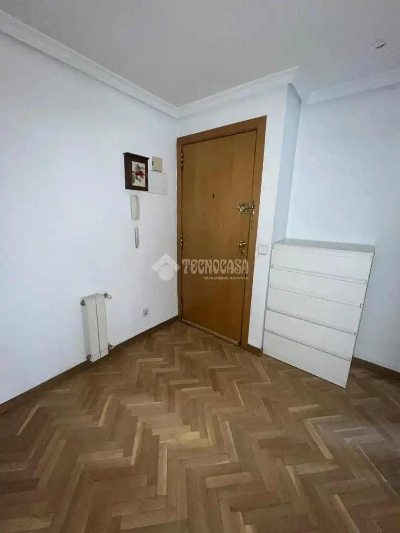 Flat for rent in Villaverde