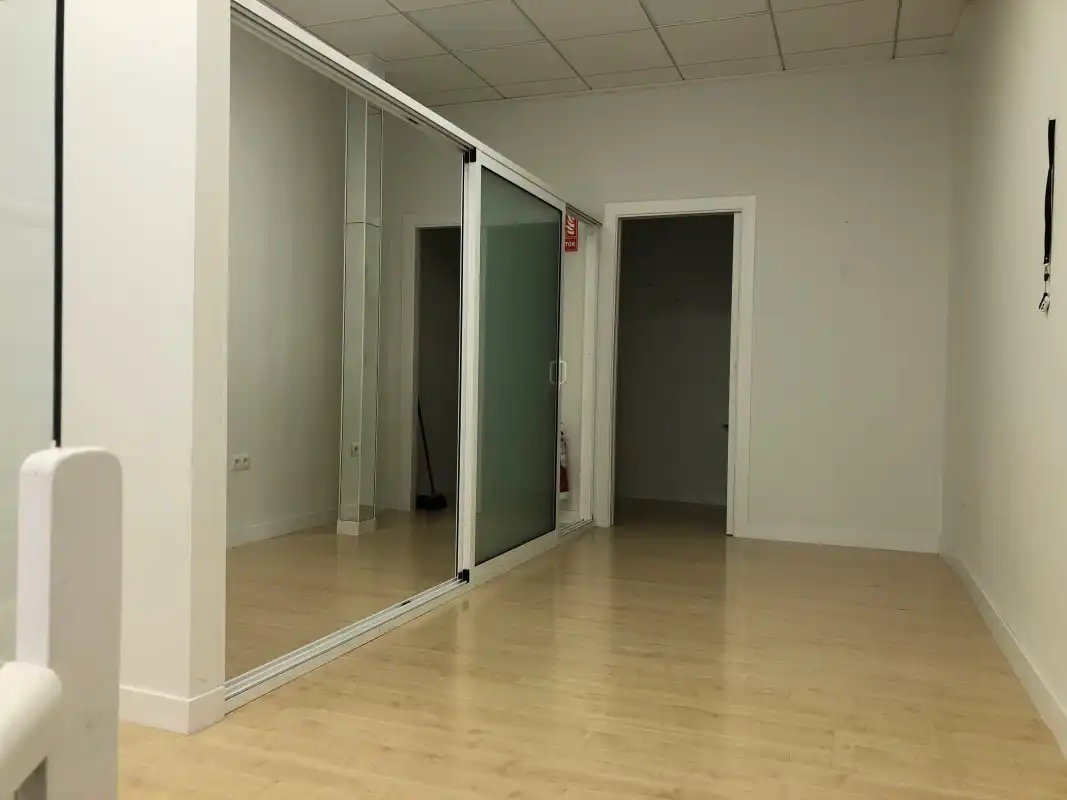 Business premises to rent in Plaça del Rei en Jaume I, imagen 12