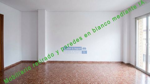 Foto 2 de Piso en venta en Barrio de Benicalap, Valencia Capital