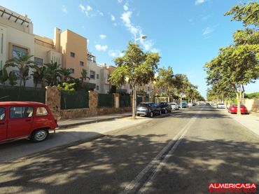 Baixos amb piscina de lloguer a Calle de los Juegos de Languedoc-Rosellon 75