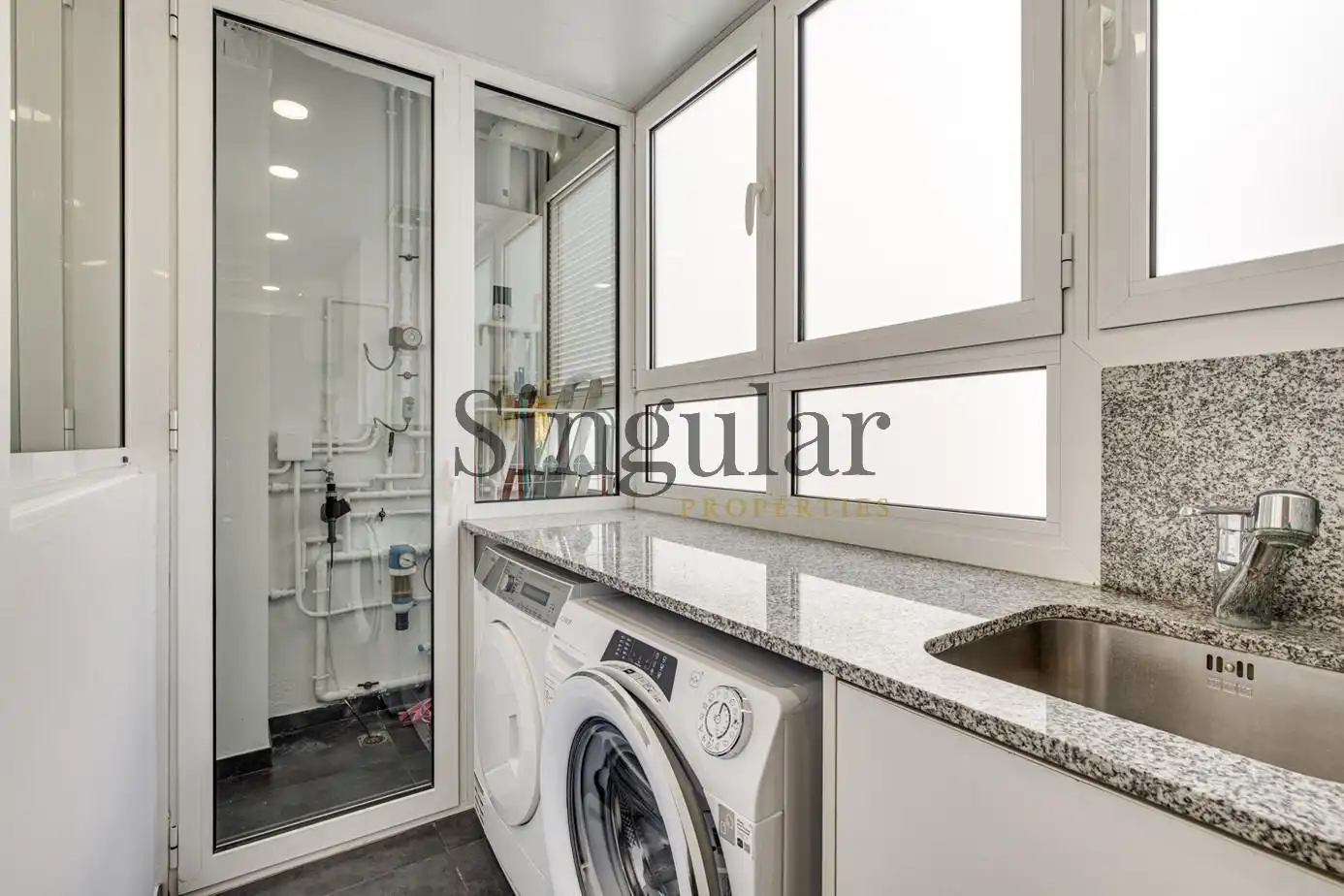 Kitchen of Attic for sale in Barcelona  with Heating, Parquet flooring and Terrace
