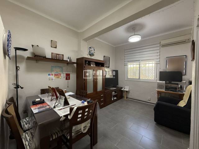 Piso en Venta en JORGE GUILLEN en Girón - Las Delicias