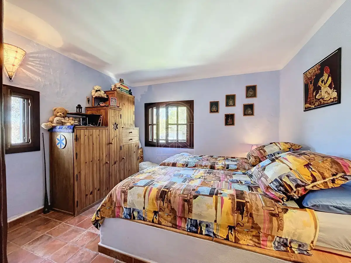 Habitación de Finca rústica en venta en Comares con Aire acondicionado, Jardín privado y Terraza