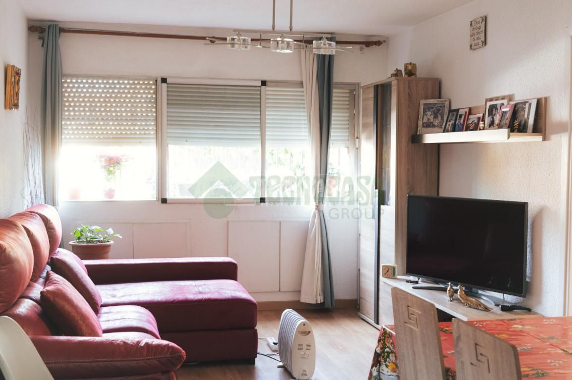 Sala d'estar de Pis en venda en  Granada Capital