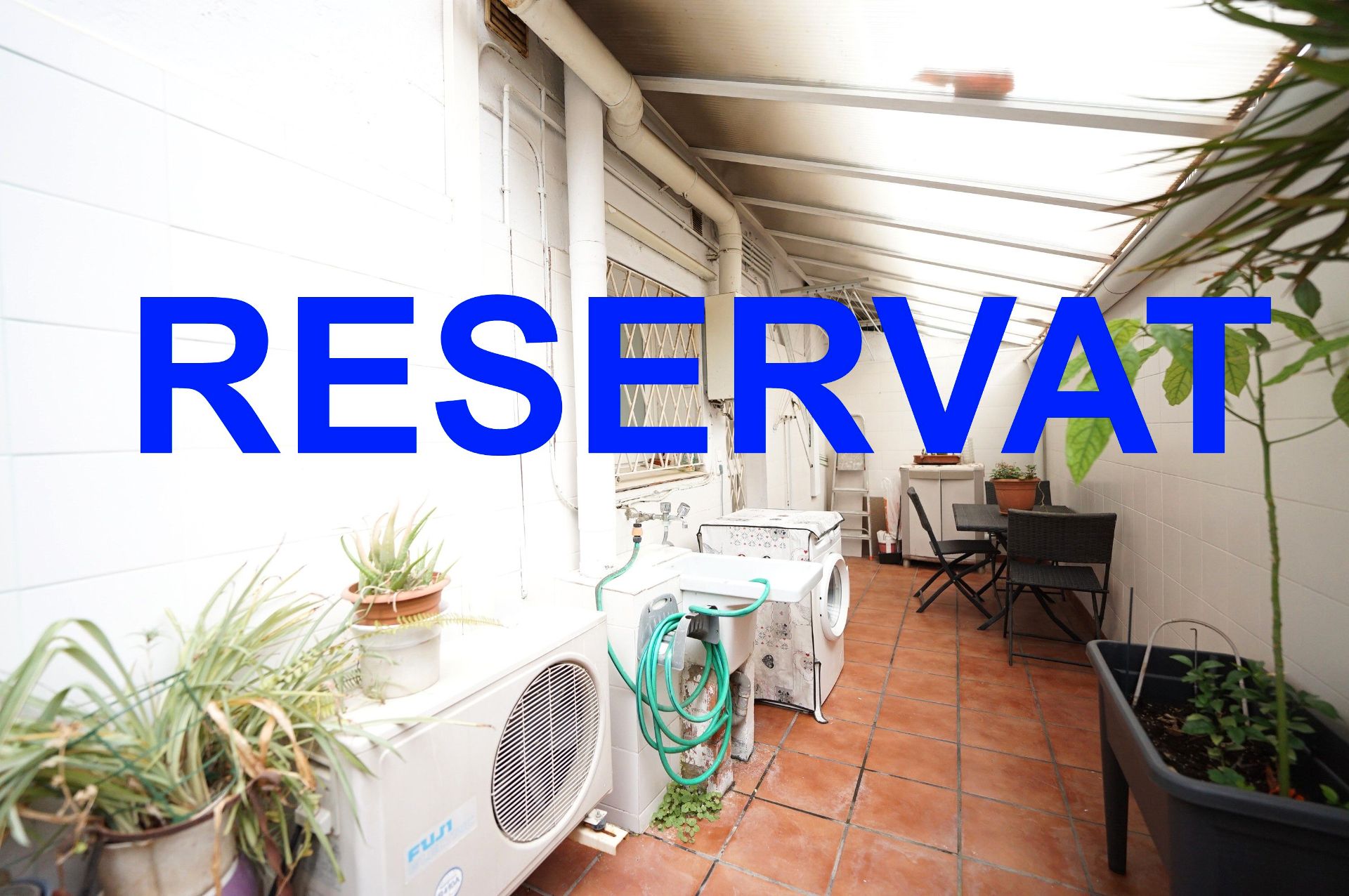 Flat for sale in  Barcelona Capital  with Air Conditioner and Oven