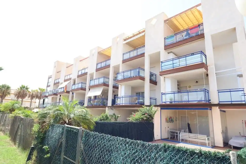 Vista exterior de Apartamento en venta en Orihuela con Aire acondicionado, Jardín privado y Terraza