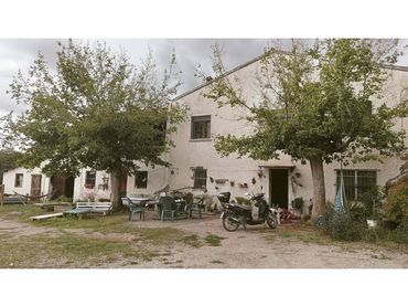 Landhaus mit Garten zum Verkauf in Calle Mura 11
