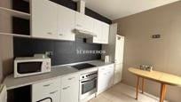 Cuina de Apartament en venda en  Logroño amb Calefacció i Balcó
