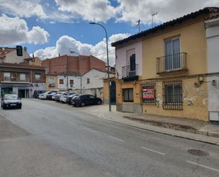 Vista exterior de Casa o xalet en venda en Los Santos de la Humosa amb Balcó