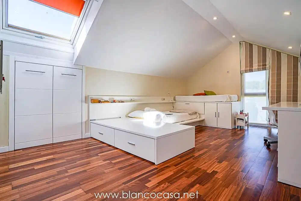 Bedroom of Houses for sale in Carballo  with Heating, Private garden and Storage room