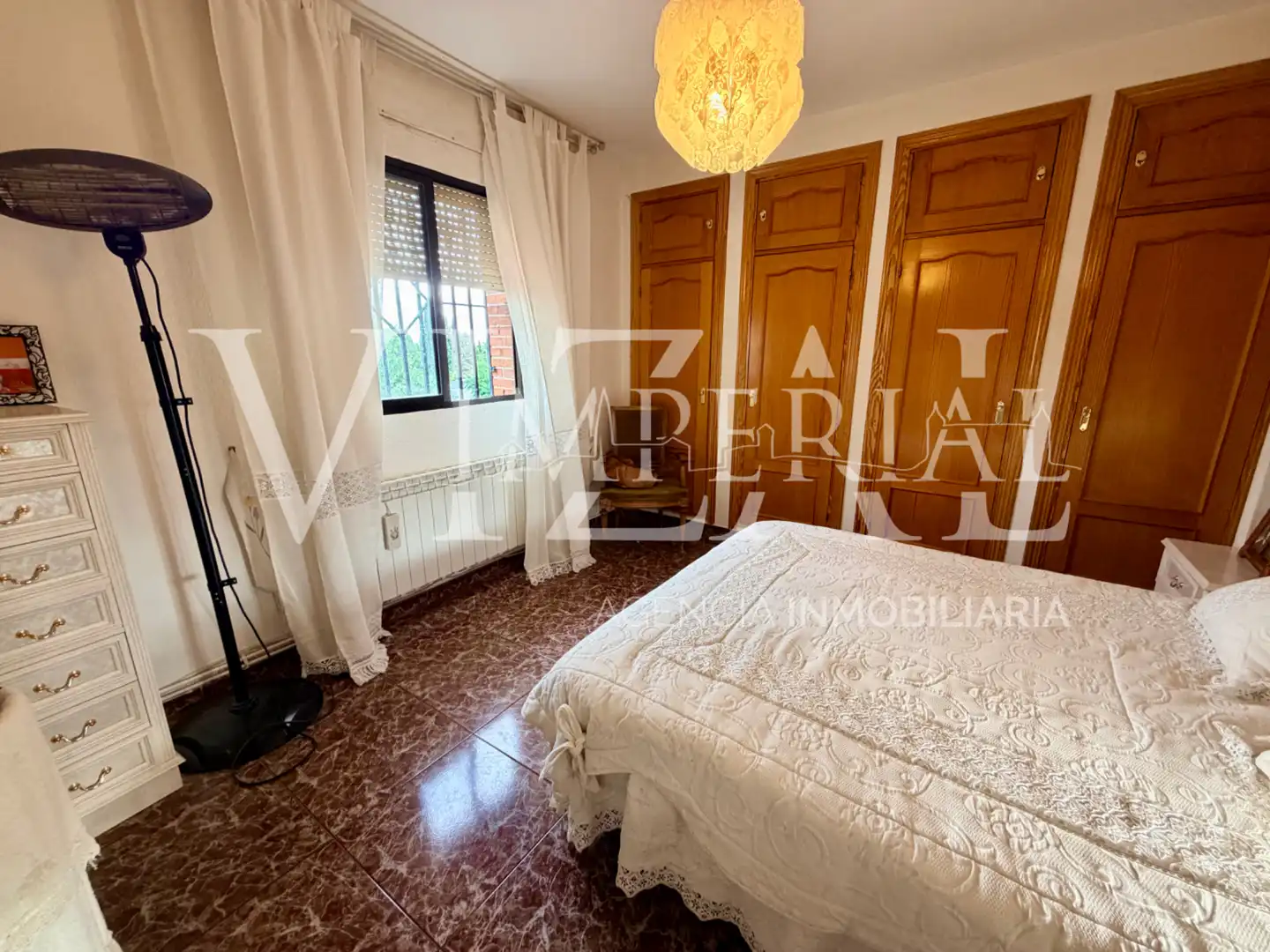 House with terrace for sale in Calle del Río-Almendros, imagen 28