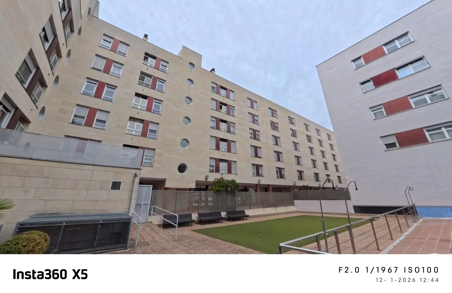 Außenansicht von Wohnung zum Verkauf in  Logroño mit Heizung, Privatgarten und Parkett