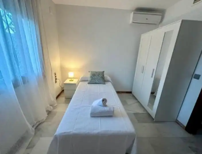Bedroom of Houses for sale in Córdoba  with Air Conditioner, Heating and Private garden
