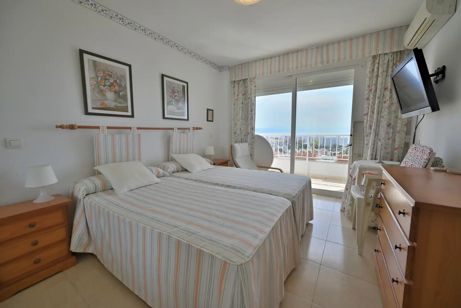 Bedroom of Apartments for sale in Benalmádena  with Air Conditioner, Terrace and Swimming Pool