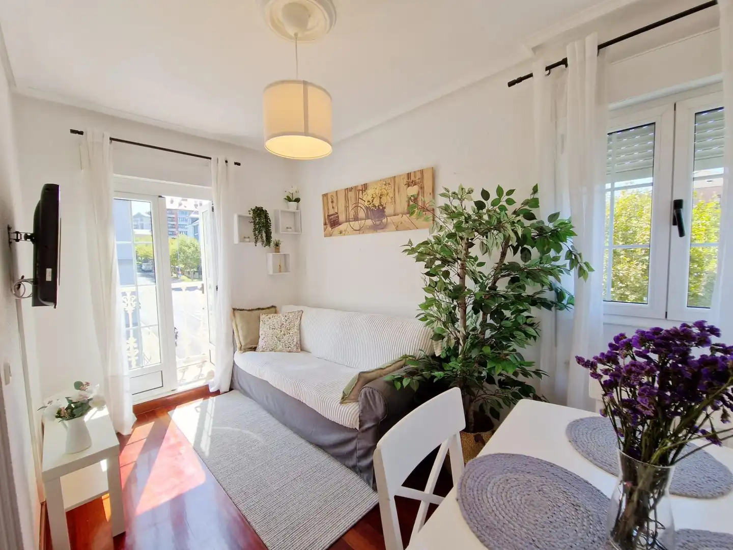 Wohnzimmer von Wohnung zur Miete in Santander mit Heizung, Terrasse und Möbliert