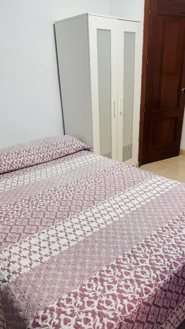 Dormitori de Casa o xalet de lloguer en Málaga amb Moblat, Forn i Rentadora