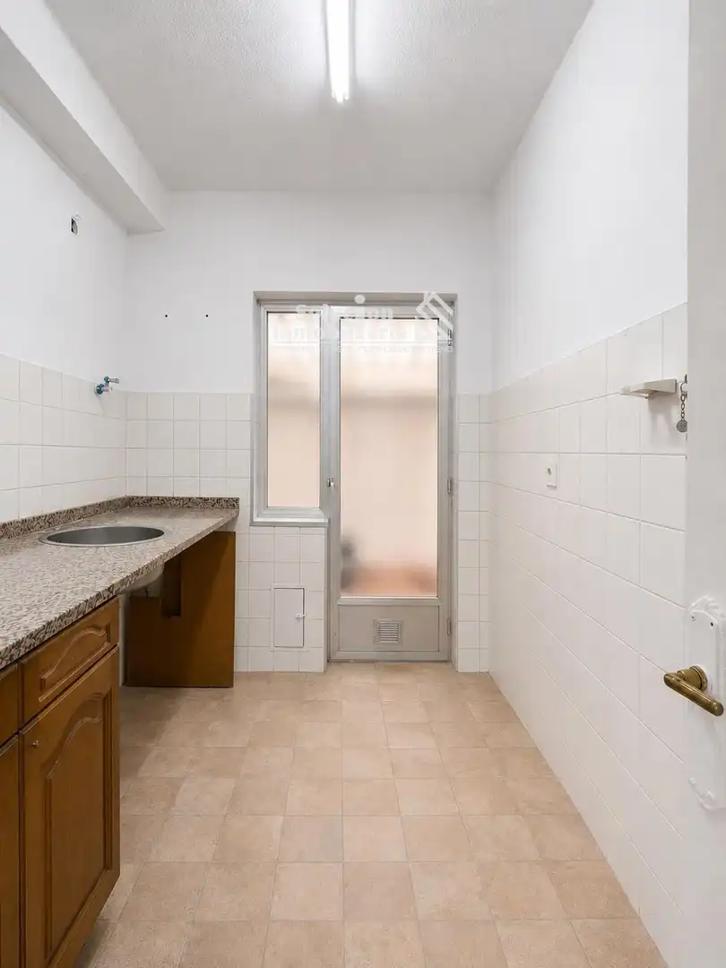 Badezimmer von Wohnung zum Verkauf in Salamanca mit Heizung, Terrasse und Balkon