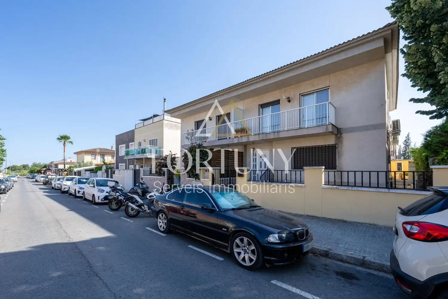 Vista exterior de Casa o xalet en venda en Reus amb Aire condicionat i Balcó