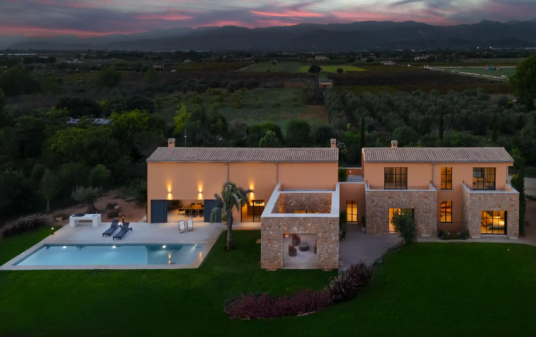 Landhaus mit Pool zum Verkauf in Santa María del Camí