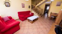 Living room of Single-family semi-detached for sale in Las Ventas de Retamosa  with Air Conditioner, Terrace and Swimming Pool