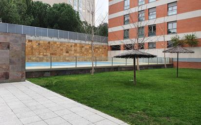 Swimming pool of Flat to rent in  Madrid Capital  with Swimming Pool