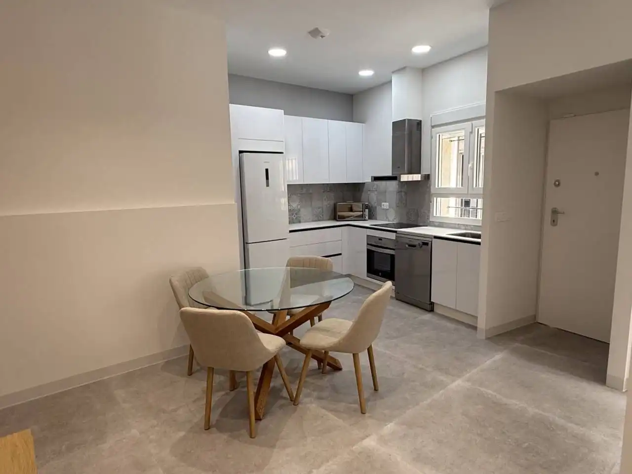 Cuina de Loft de lloguer en Elche / Elx amb Aire condicionat i Moblat