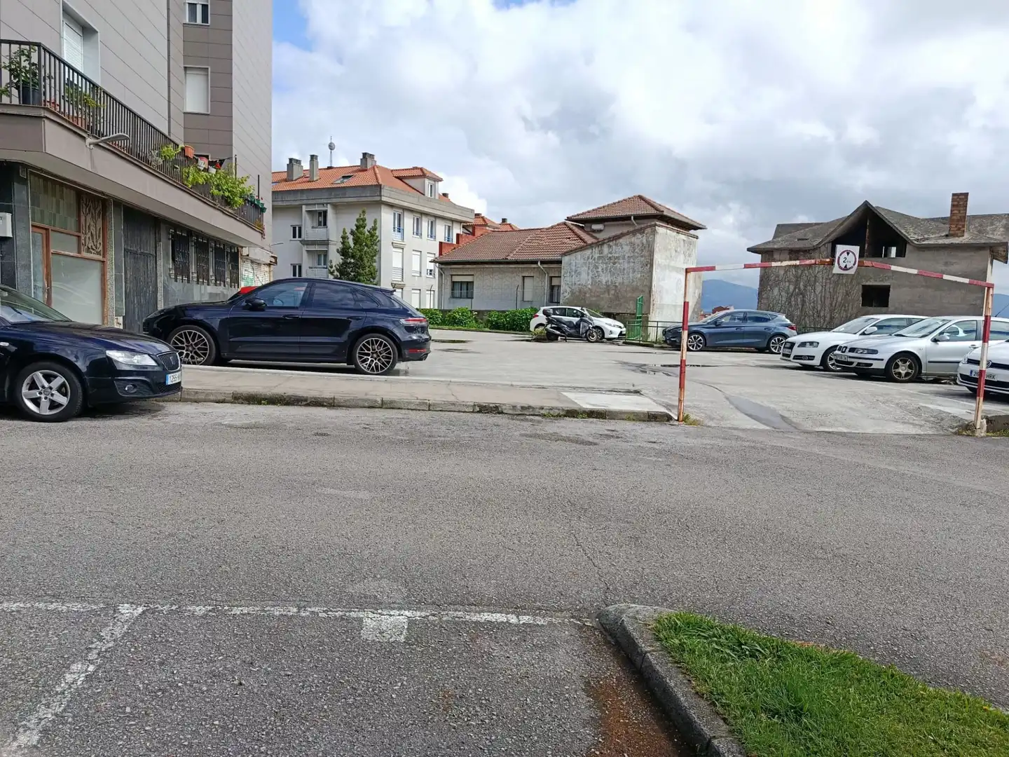 Aparcament de Pis en venda en Santander amb Parquet, Terrassa i Forn
