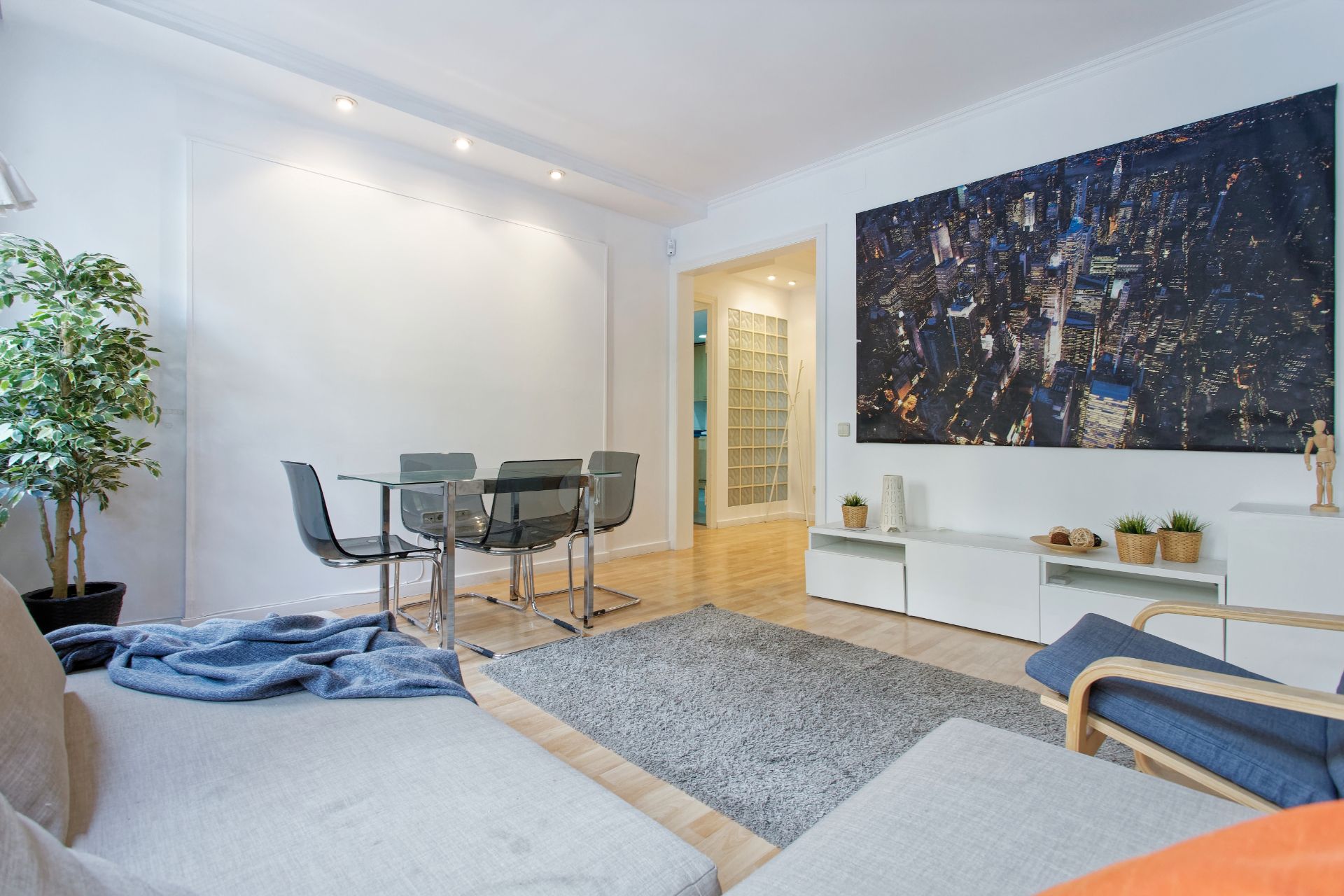 Living room of Flat for sale in  Barcelona Capital  with Air Conditioner, Heating and Furnished