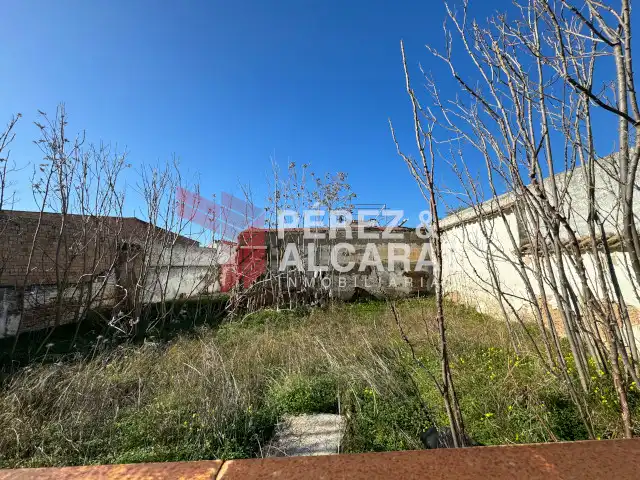 Wohnbaugrundstück zum Verkauf in Calle Miralrío, imagen 5