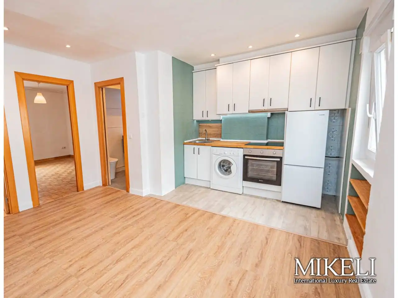 Kitchen of Flat for sale in Santander  with Alarm