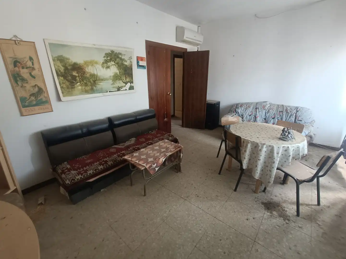 Sala de estar de Edificio en venta en Tembleque