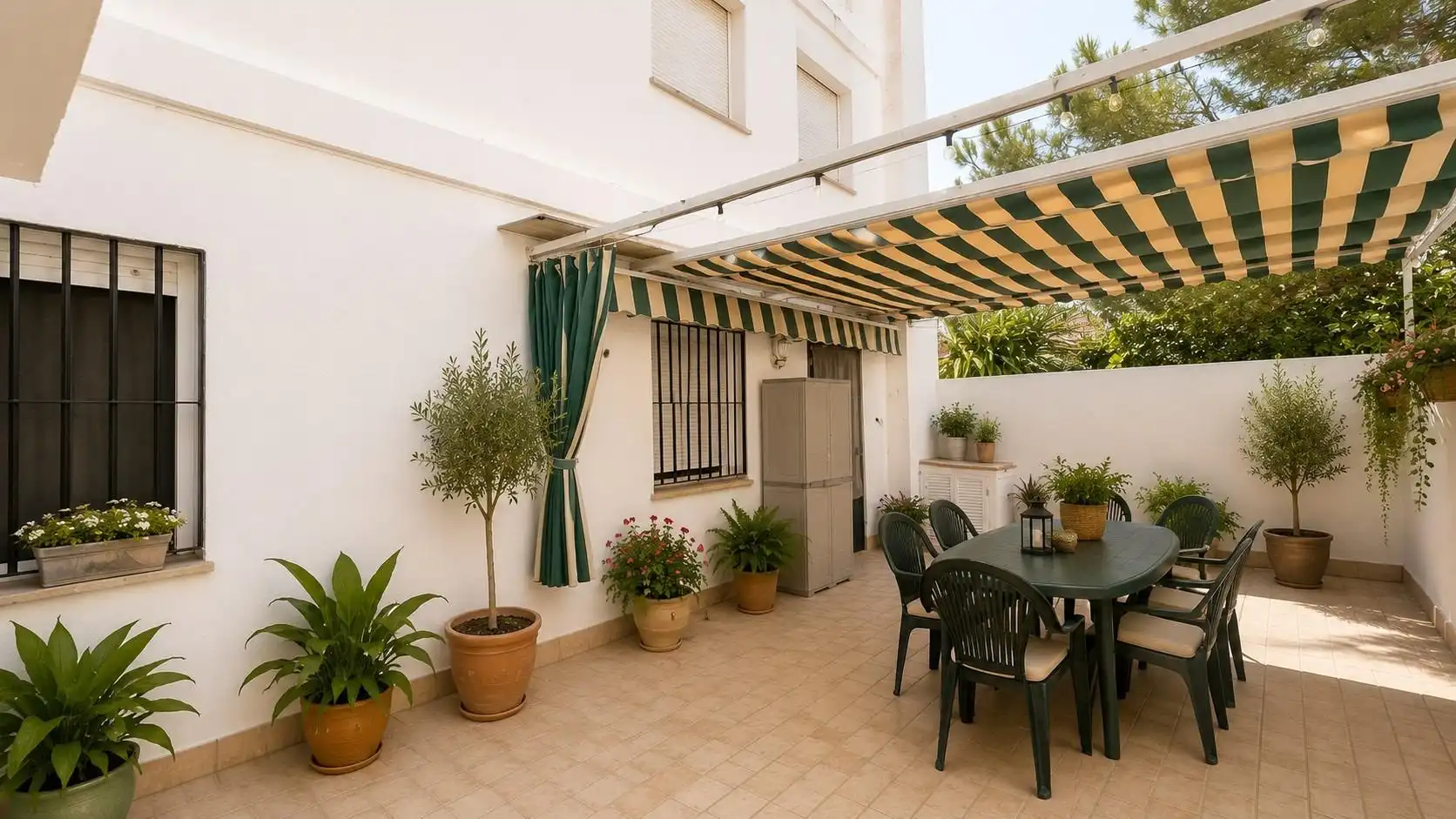 Terraza de Casa adosada en venta en Gines con Aire acondicionado