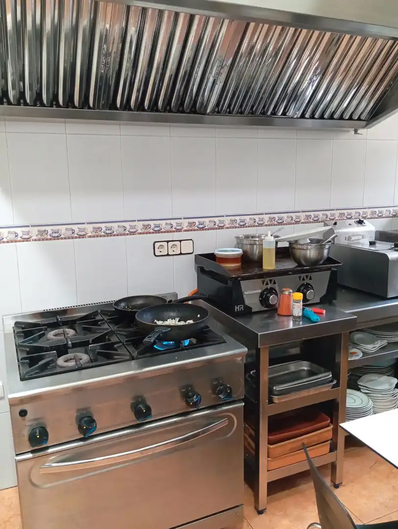Commercial properties for sale in Madrigal de la Vera
