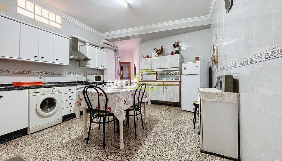 Foto 1 de Casa o chalet en venta en Calle Velázquez, Puente Genil, Córdoba