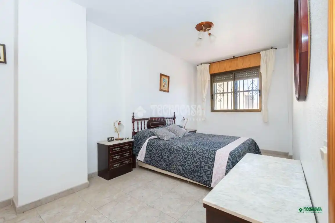 Flat for sale in Ciudad Jardín - Tagarete - El Zapillo