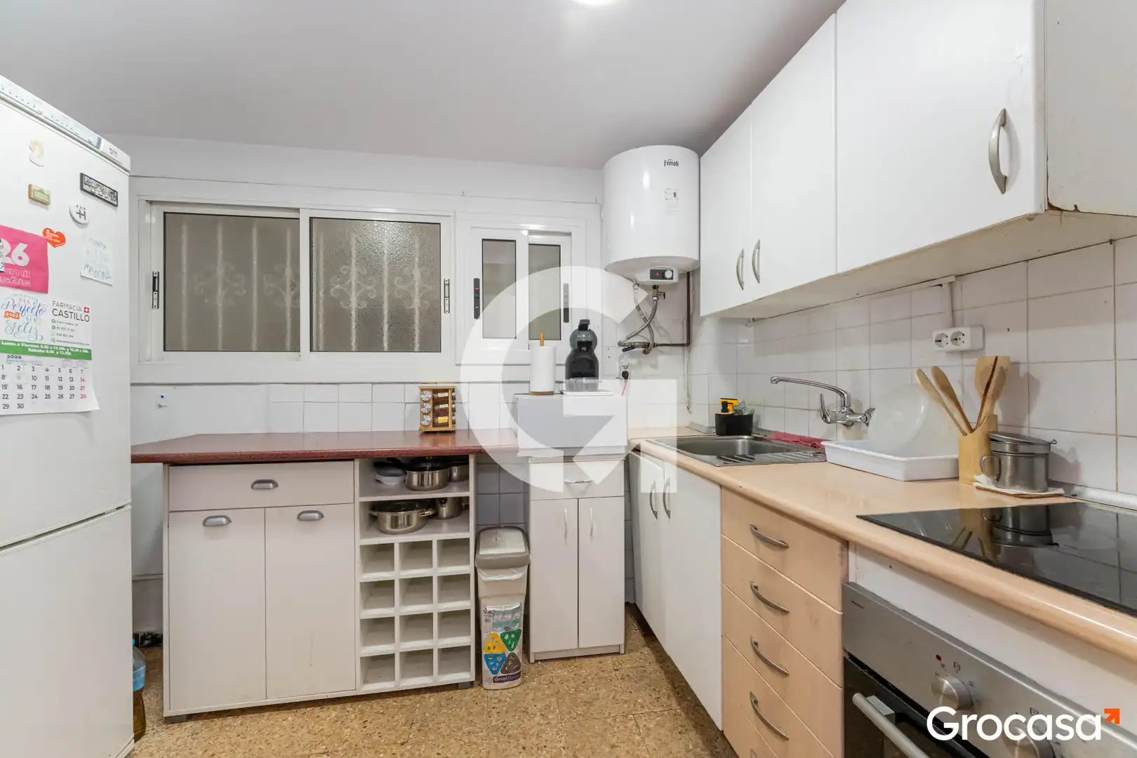 Cuina de Pis en venda en Cornellà de Llobregat amb Aire condicionat, Calefacció i Traster