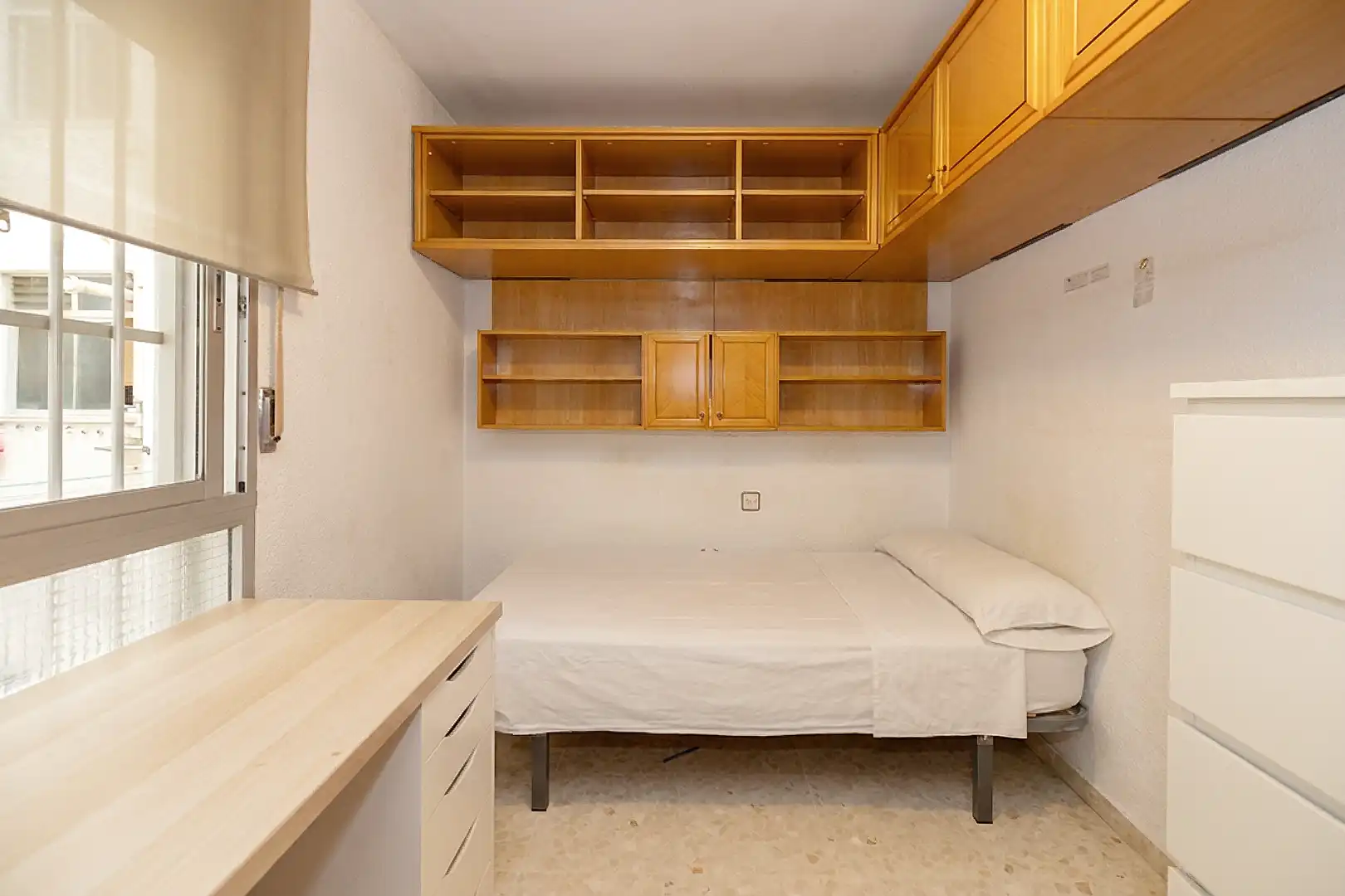 Habitación de Piso en venta en Málaga con Amueblado, Balcón y Piscina comunitaria