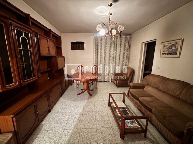 Sala d'estar de Pis en venda en  Madrid Capital amb Terrassa