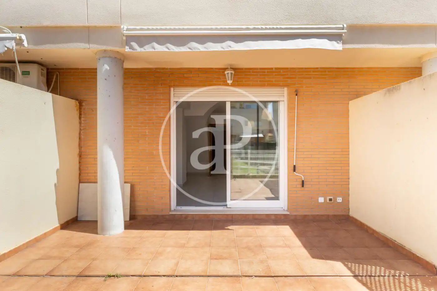 Vista exterior de Casa adosada de lloguer en Almenara amb Calefacció, Jardí privat i Terrassa