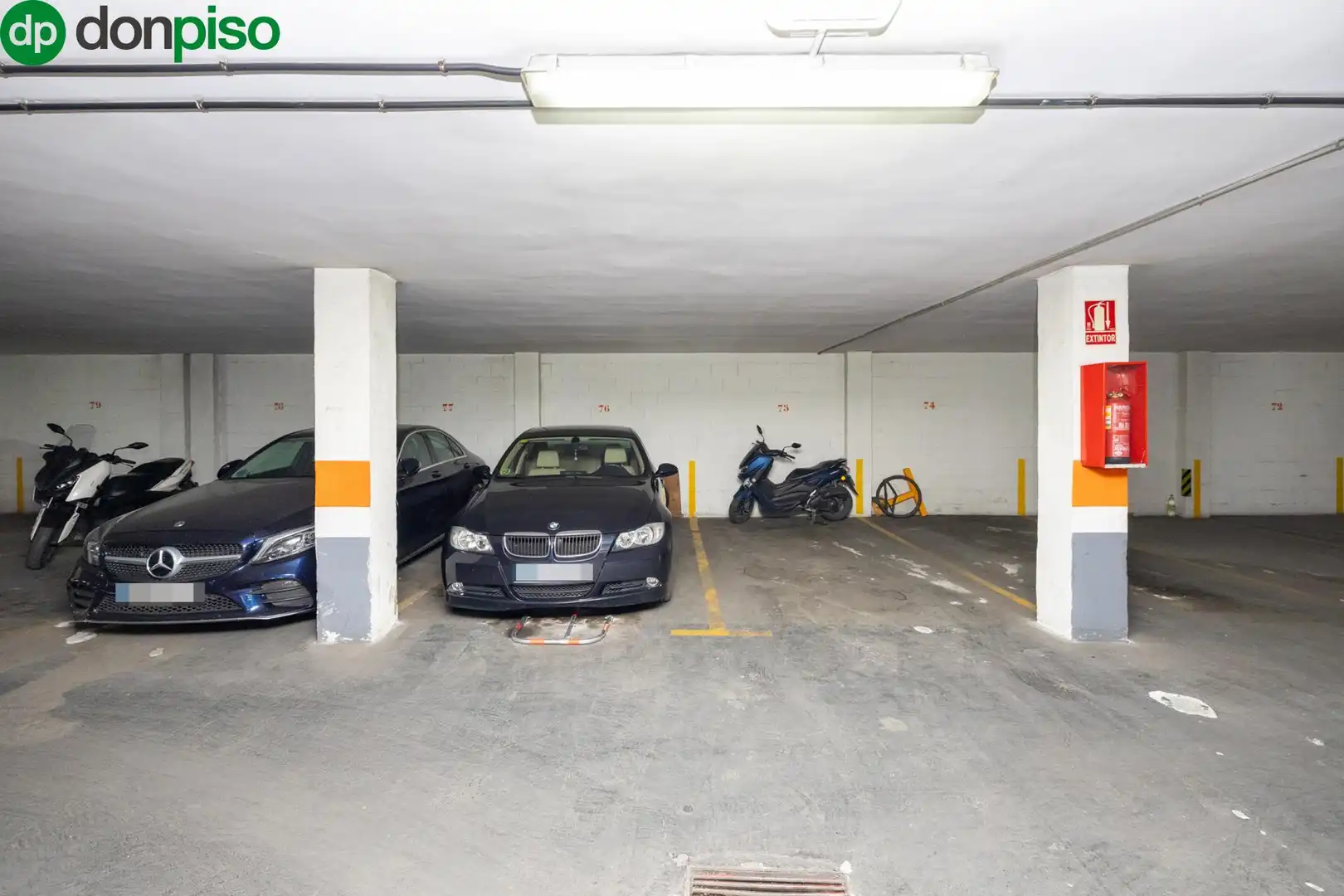 Parking of Flat for sale in Granada  with Alarm