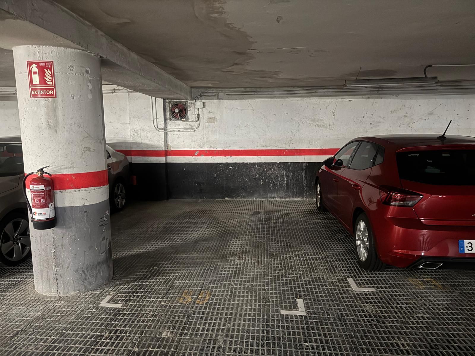 Garage to rent in Avenida del Mistral, 10, Sant Antoni, Eixample