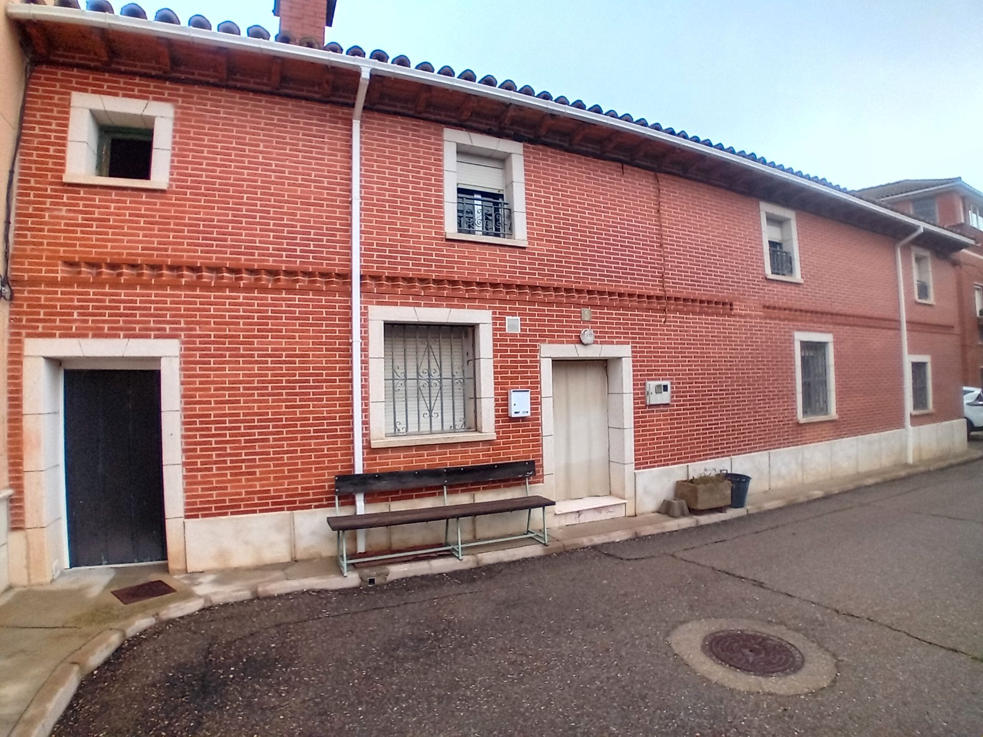 Exterior view of Single-family semi-detached for sale in Villalobón