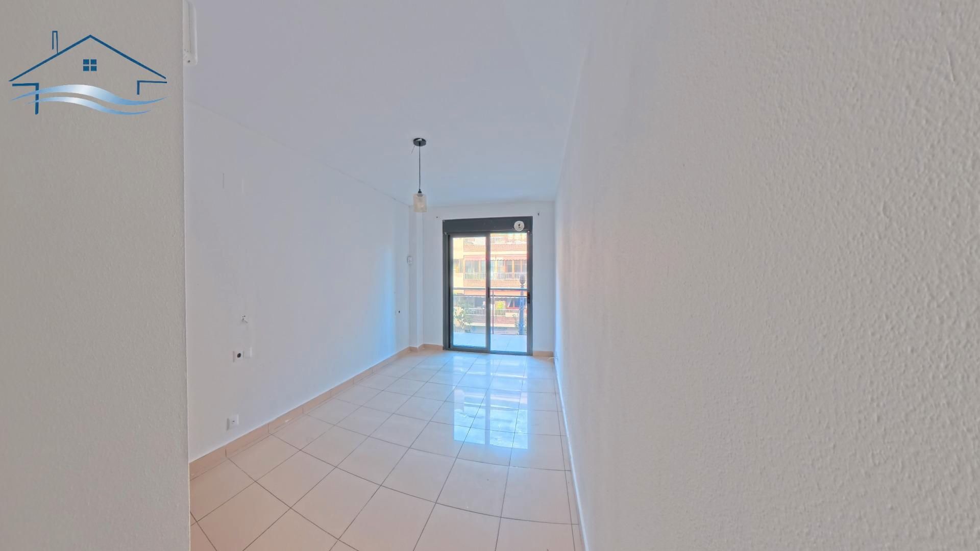 Flat for sale in El Campello  with Air Conditioner, Terrace and Oven