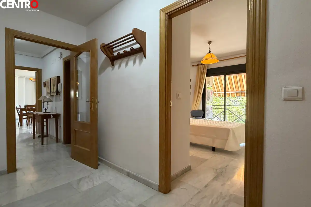 Piso en venta en Granada con Aire acondicionado, Calefacción y Jardín privado